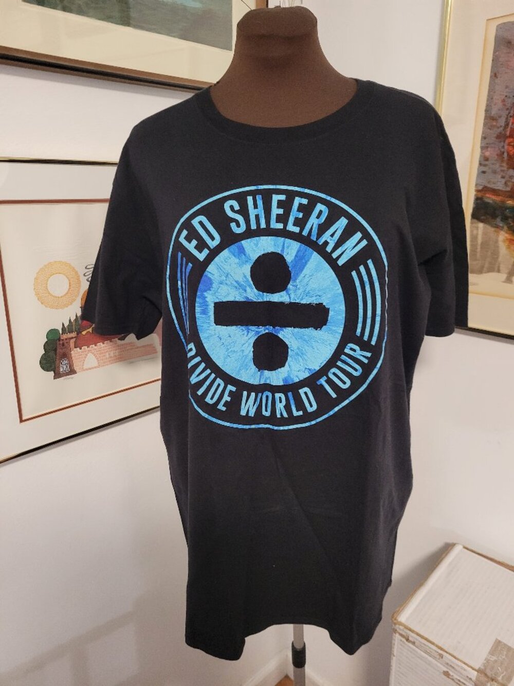 Like New Ed Sheeran Divide Concert T-shirt Size XL